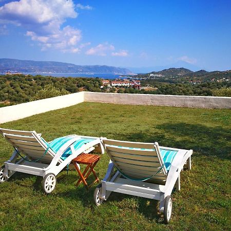 Olive Bay Hilltop Apartments Amulianí Kültér fotó