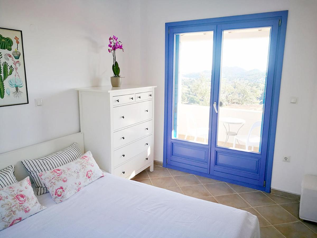 Olive Bay Hilltop Apartments Amulianí Kültér fotó