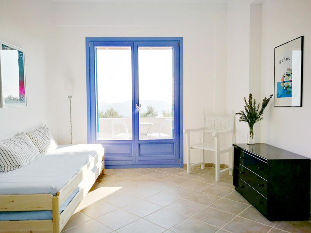 Olive Bay Hilltop Apartments Amulianí Kültér fotó
