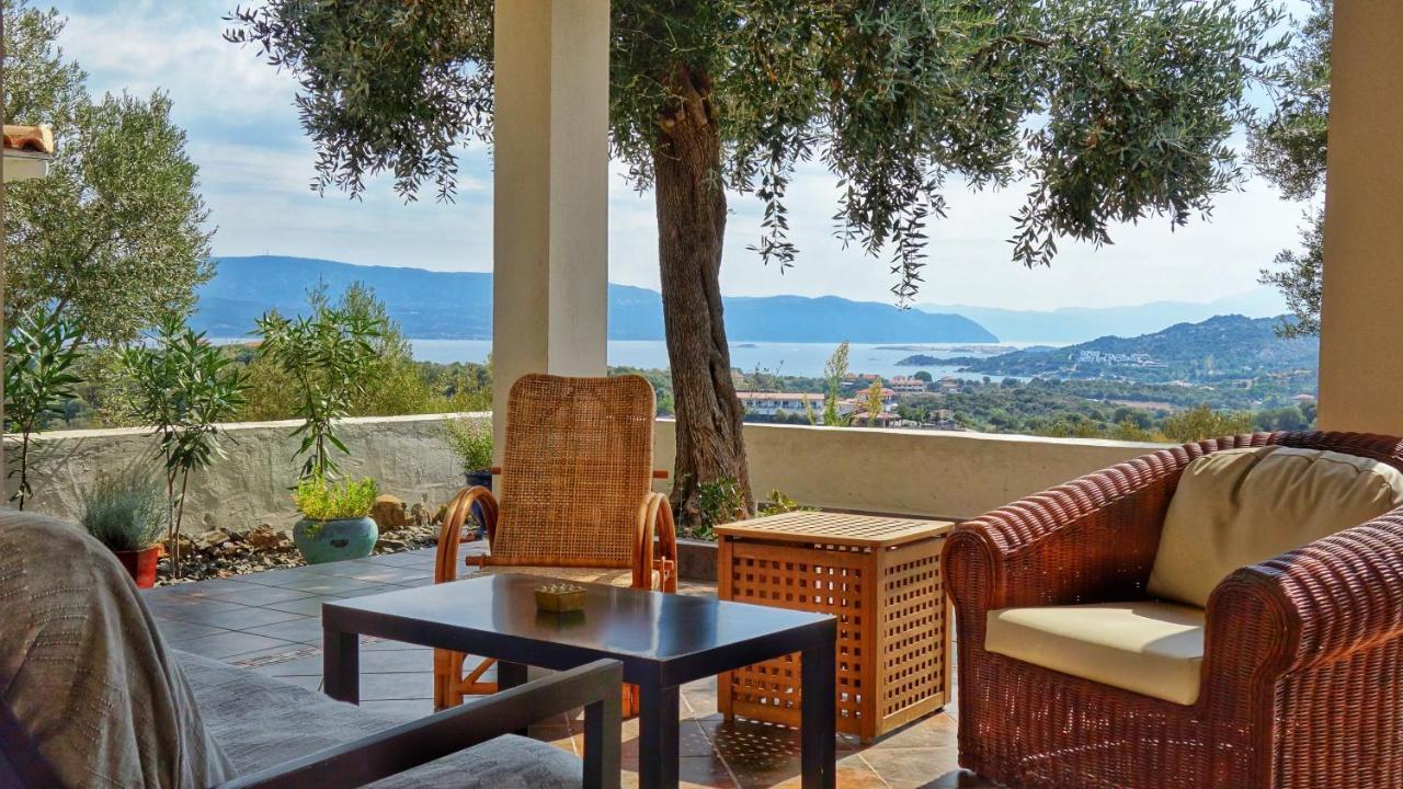 Olive Bay Hilltop Apartments Amulianí Kültér fotó