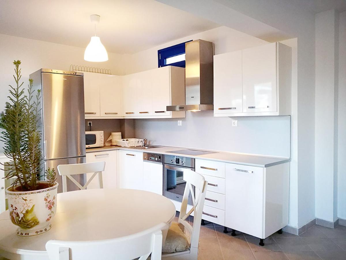 Olive Bay Hilltop Apartments Amulianí Kültér fotó