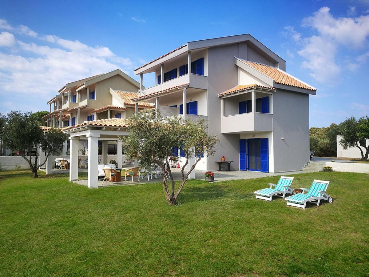 Olive Bay Hilltop Apartments Amulianí Kültér fotó