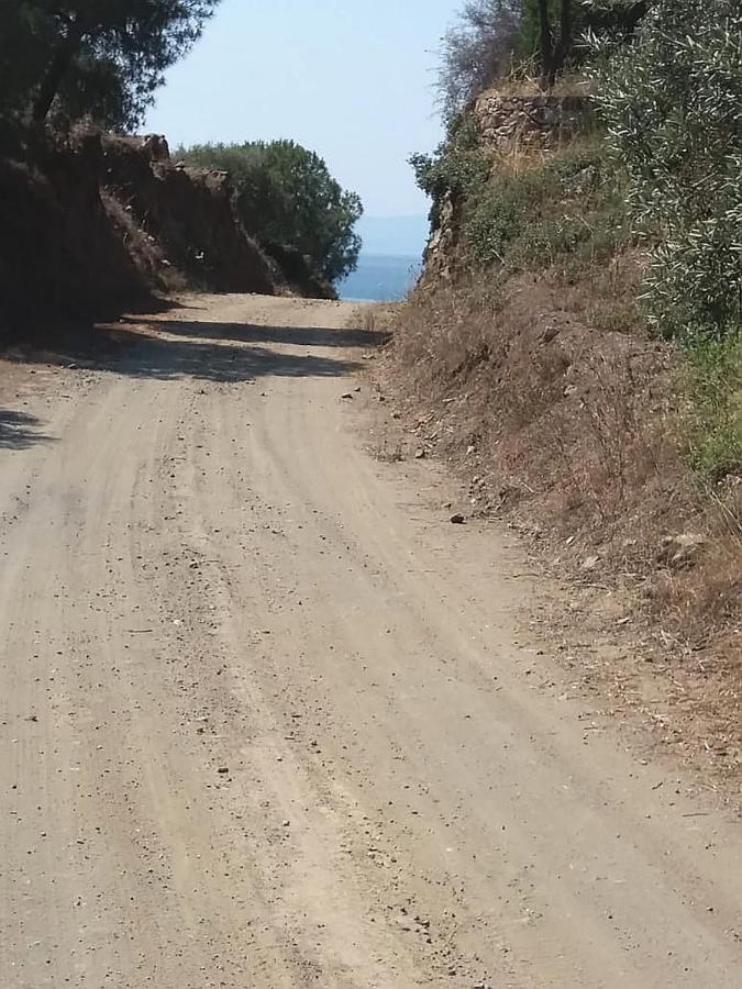 Olive Bay Hilltop Apartments Amulianí Kültér fotó