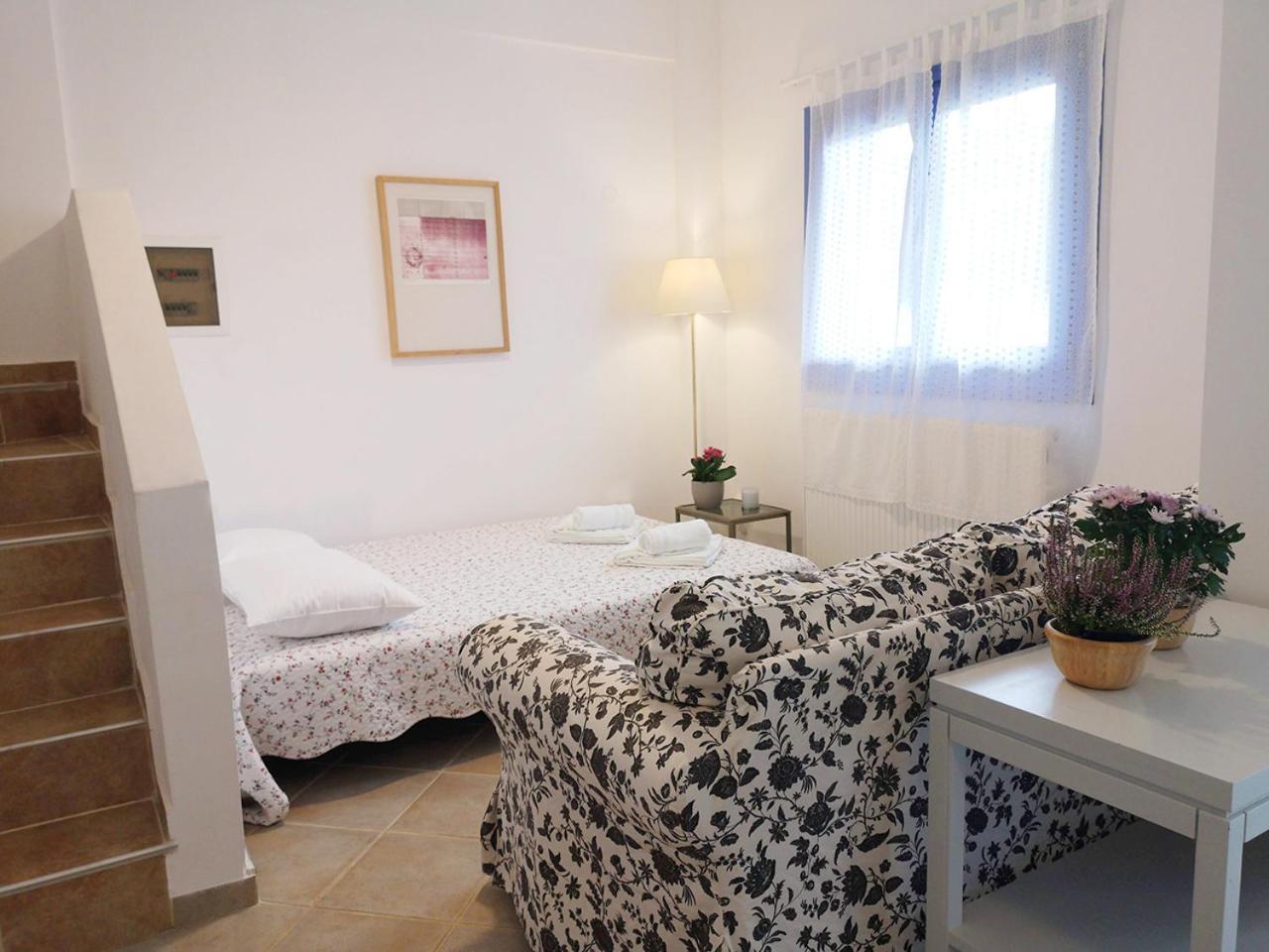 Olive Bay Hilltop Apartments Amulianí Szoba fotó
